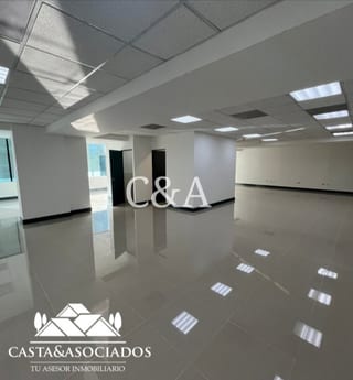PROYECTOS OFICINAS EN RENTA ZONA 14 — Casta & Asociados — miniatura 1 de 8