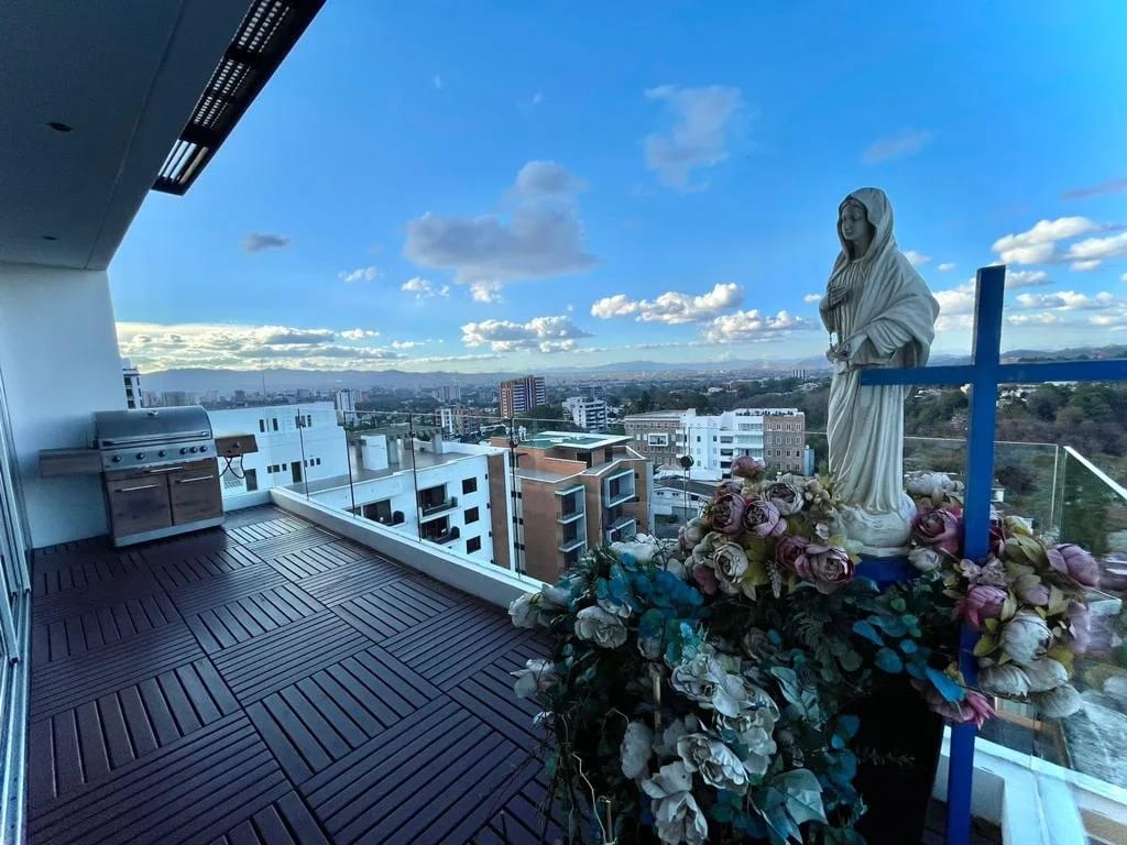 PENTHOUSE EN VENTA ZONA 15 — foto 11 de 16