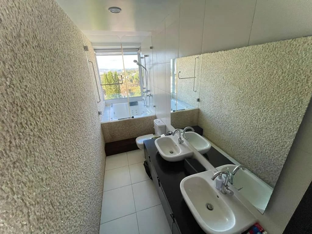 PENTHOUSE EN VENTA ZONA 15 — foto 12 de 16