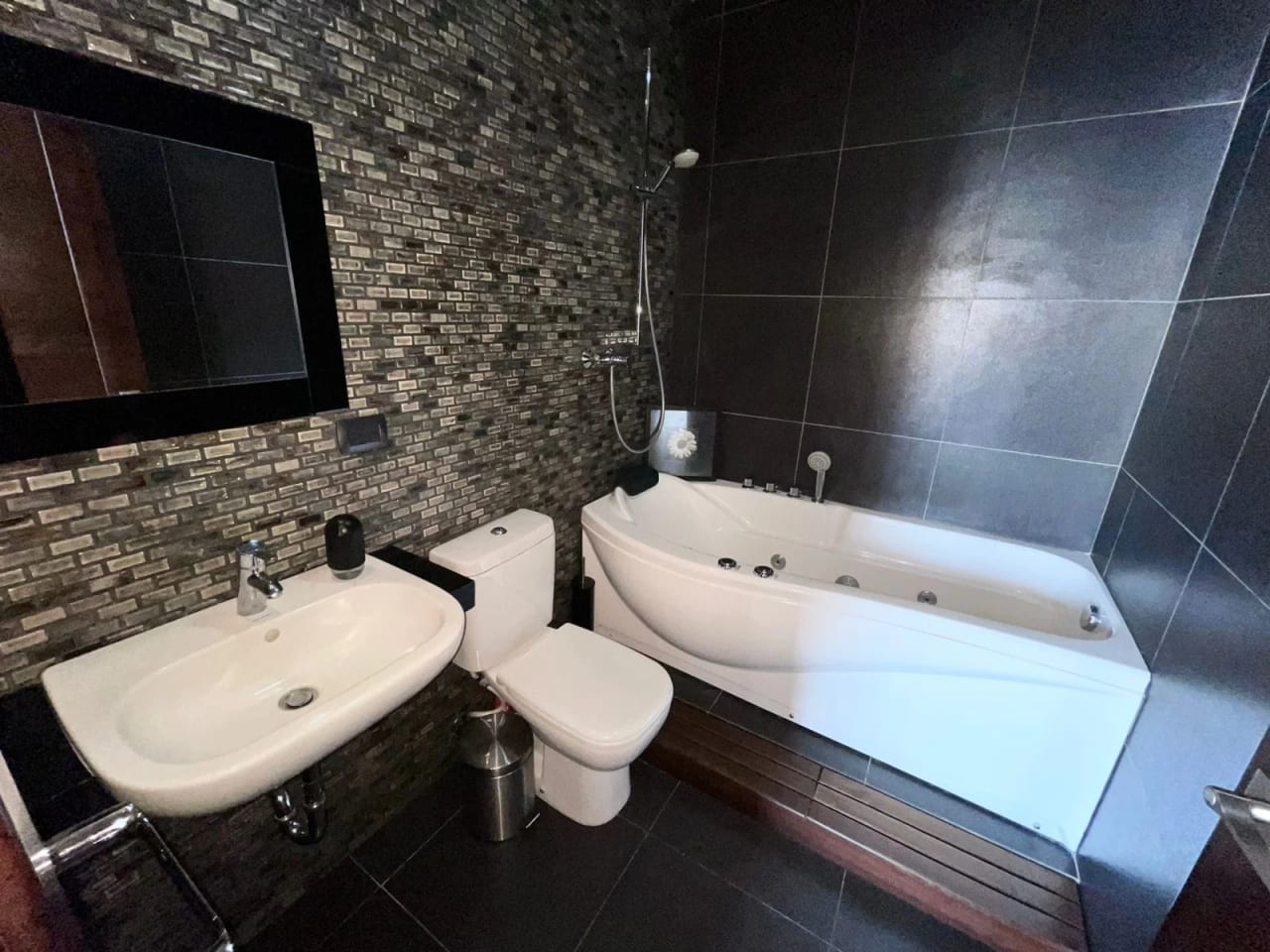 PENTHOUSE EN VENTA ZONA 15 — foto 14 de 16