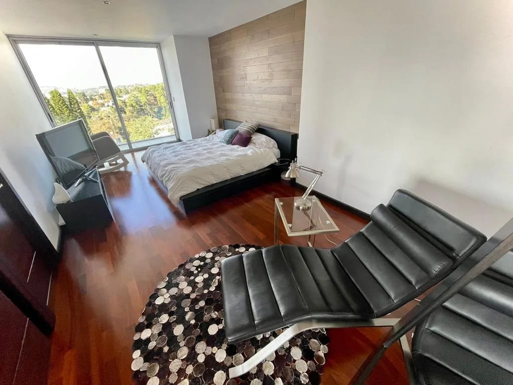 PENTHOUSE EN VENTA ZONA 15 — foto 15 de 16