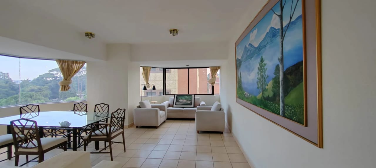 APARTAMENTO EN RENTA ZONA 14 — foto 1 de 5