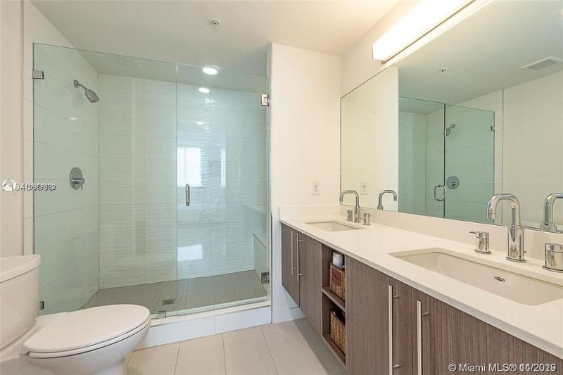 Apartamento en Venta en Miami Doral, Florida — foto 7 de 8