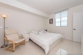 Apartamento en Venta en Miami Doral,  Florida — miniatura 5 de 8