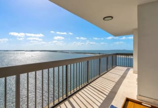 APARTAMENTO EN RENTA BRICKELL MIAMI — miniatura 13 de 16