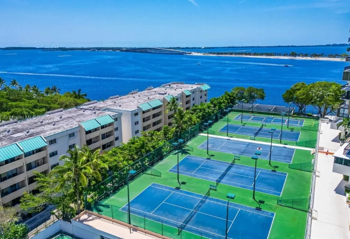 APARTAMENTO EN RENTA BRICKELL MIAMI — foto 2 de 16