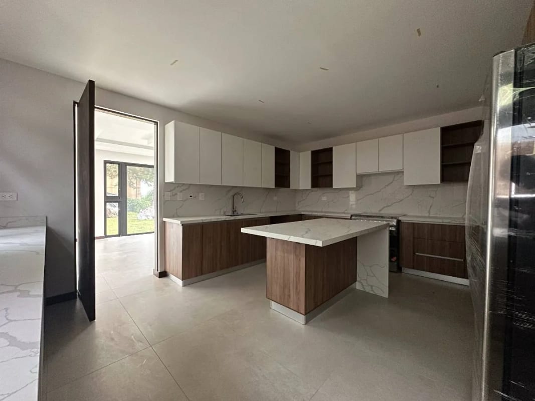 CASA EN VENTA SANTA CATARINA PINULA — foto 8 de 16