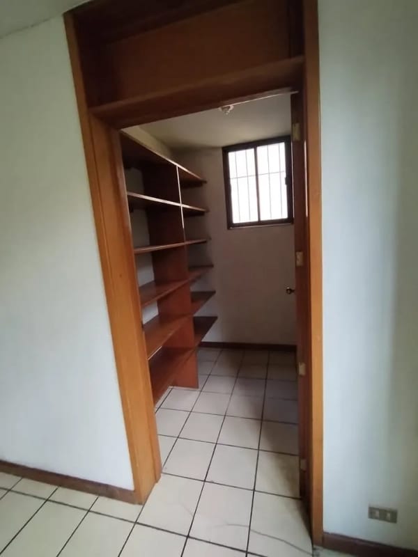 CASA EN VENTA SANTA CATARINA PINULA — foto 4 de 14