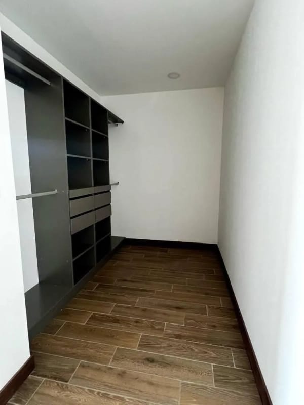 APARTAMENTO EN VENTA ZONA 15 — foto 5 de 5