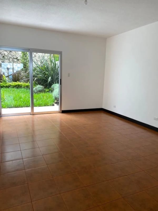 CASA EN VENTA MONTEBELLO II — foto 4 de 10