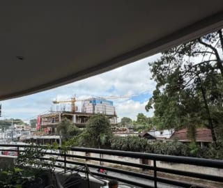 APARTAMENTO EN VENTA ZONA 10 — miniatura 2 de 9