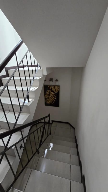 CASA EN VENTA EN ZONA 4 DE MIXCO — foto 9 de 14