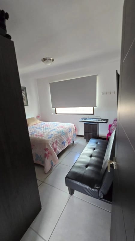 CASA EN VENTA EN ZONA 4 DE MIXCO — foto 3 de 14