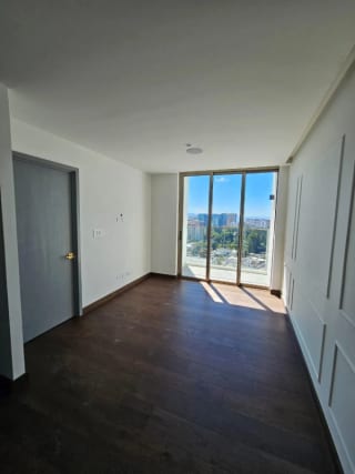 APARTAMENTOS EN VENTA ZONA 10 — miniatura 1 de 9