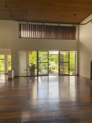 CASA EN VENTA CAES SANTA CATARINA PINULA — miniatura 1 de 6